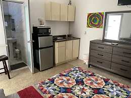 Miramar Village Lodge