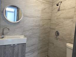 Miramar Village Lodge