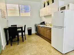 Miramar Village Lodge