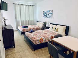 Miramar Village Lodge