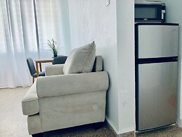 Miramar Village Lodge