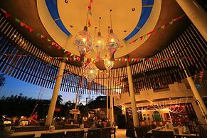 Bansaithong Beach Resort