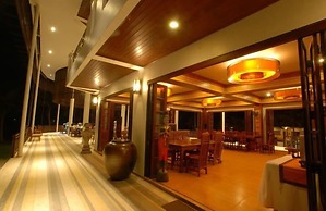 Bansaithong Beach Resort