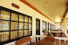 Bansaithong Beach Resort