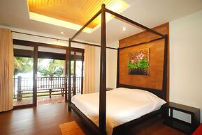 Bansaithong Beach Resort