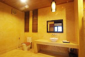 Bansaithong Beach Resort