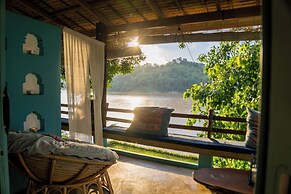 Ock Pop Tok Mekong Villa