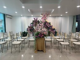 D'Embassy Serviced Residence Suites