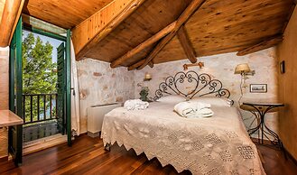 Nobelos Seaside Lodge