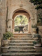 Nobelos Seaside Lodge