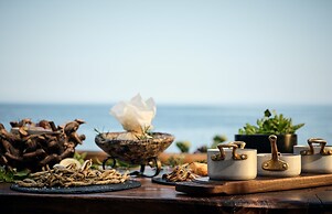 Nobelos Seaside Lodge