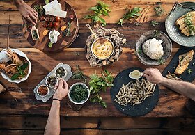 Nobelos Seaside Lodge