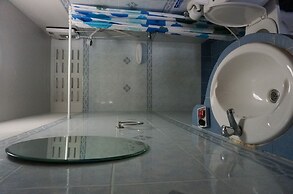 Dee-Lek Guesthouse and Restaurant