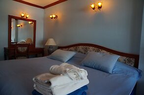 Dee-Lek Guesthouse and Restaurant