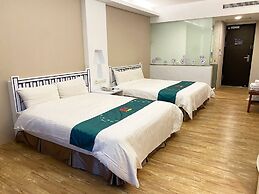 Monster Village Hotel