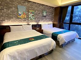 Monster Village Hotel