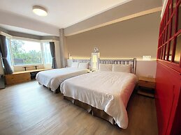 Monster Village Hotel