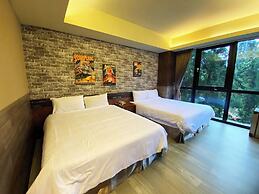 Monster Village Hotel