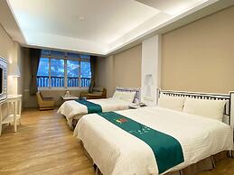 Monster Village Hotel