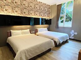 Monster Village Hotel