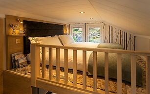 Aberdunant Hall
