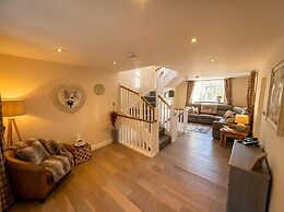 Aberdunant Hall