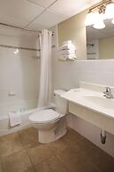 Matador Oceanfront Resort