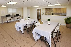 Matador Oceanfront Resort