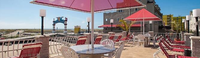 Matador Oceanfront Resort