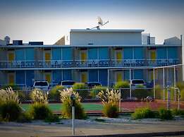 Jolly Roger Motel