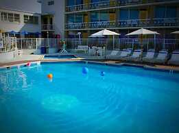 Jolly Roger Motel
