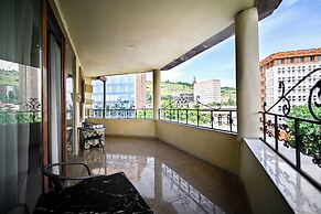 Imperial Palace Hotel