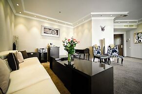 Imperial Palace Hotel