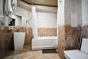 Imperial Palace Hotel