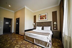 Imperial Palace Hotel