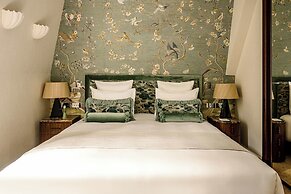 Saint James Paris - Relais & Chateaux