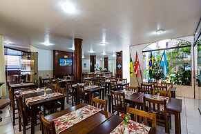 Bombinhas Palace Hotel