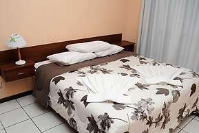 Bombinhas Palace Hotel