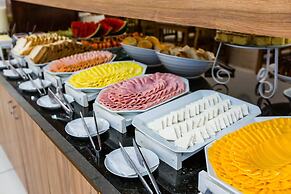 Bombinhas Palace Hotel