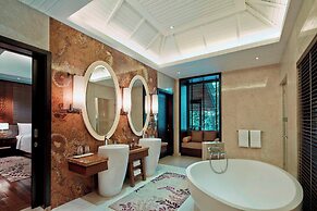 Mulu Marriott Resort