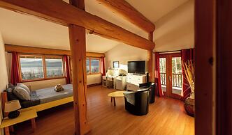 Williston Lake Resort