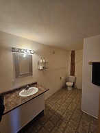 Williston Lake Resort