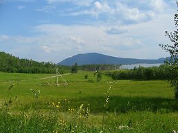 Williston Lake Resort