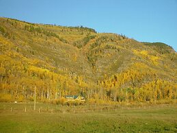 Williston Lake Resort