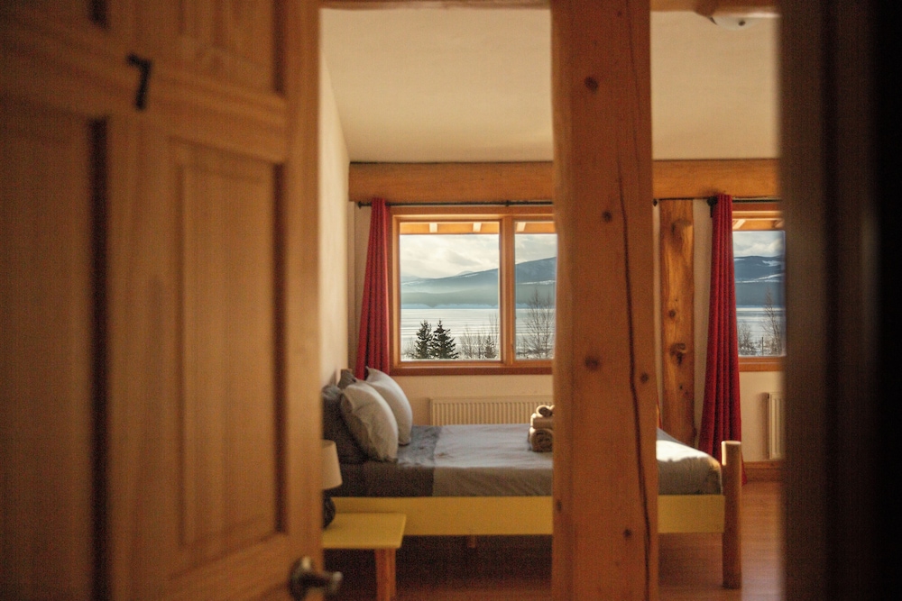 Williston Lake Resort