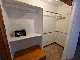 Bananarama Dive & Beach Resort