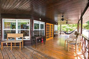 Bananarama Dive & Beach Resort