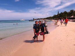 Bananarama Dive & Beach Resort