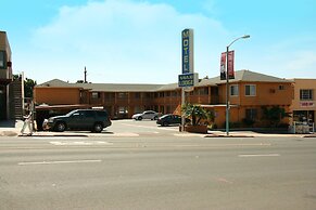 Navajo Lodge