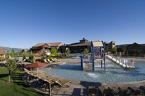 Flying Horse Resort & Club